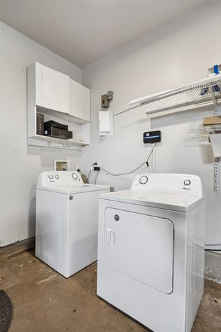 2564 Saint Francis Avenue, Dallas, TX 75228