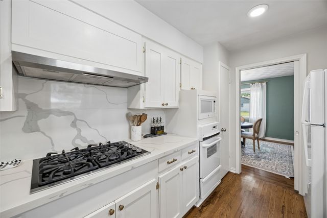 2564 Saint Francis Avenue, Dallas, TX 75228