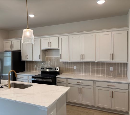 2836 Bison Ct, Antioch, TN 37013