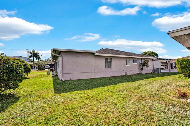 6722 Moonlit Drive, Delray Beach, FL 33446