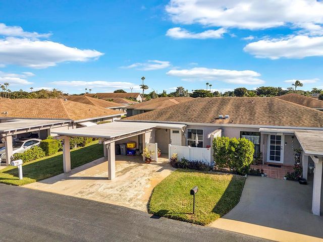 6722 Moonlit Drive, Delray Beach, FL 33446