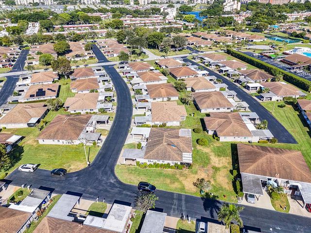 6722 Moonlit Drive, Delray Beach, FL 33446