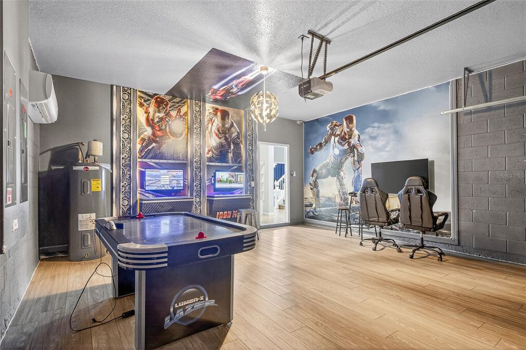 Image 32 of property listing at 3711 LANA AVENUE, Davenport, FL 33897