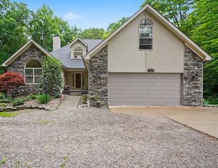 13275 Old Oaks Drive, Tyrone Township, MI 48430