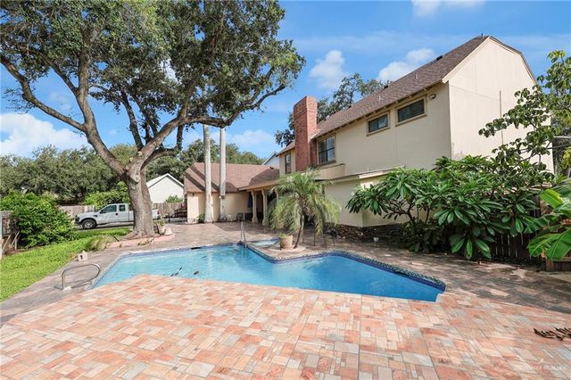 1111 Yucca Avenue, Mcallen, TX 78504