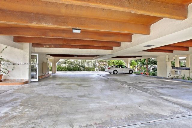 49 Majorca Ave 503, Coral Gables, FL 33134