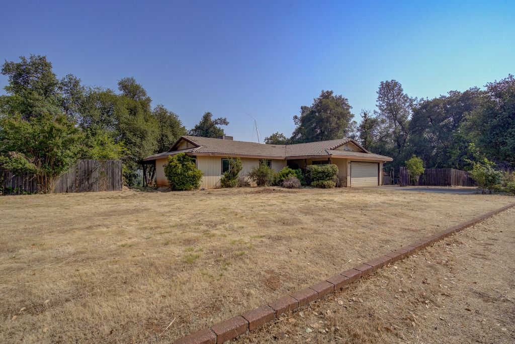 7234 Bohn Boulevard, Anderson, CA 96007