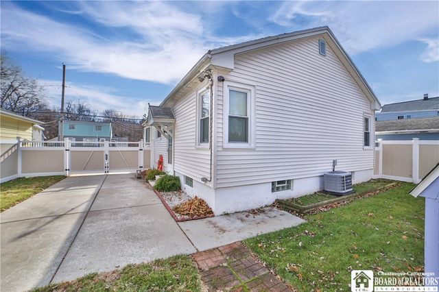 124 Zittel Street, Buffalo, NY 14210