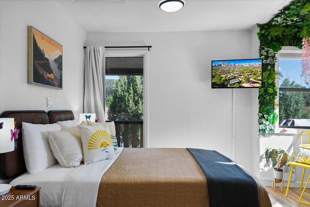 2305 Roadrunner Road, Sedona, AZ 86336