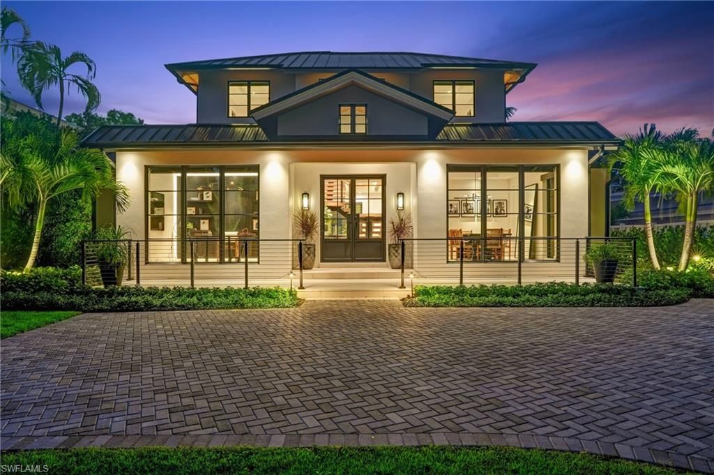 349 2nd AVE N, NAPLES, FL 34102 — photo 2