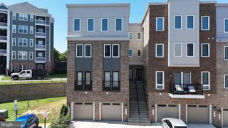 1317 RAIL STOP DR, Woodbridge, VA 22191