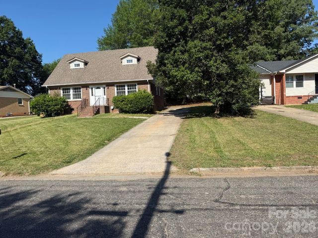 917 Canterbury Court, Gastonia, NC 28052