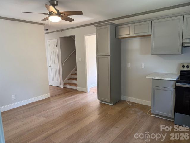 917 Canterbury Court, Gastonia, NC 28052