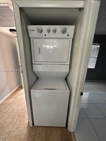 20800 NE 8th Court 10517, Miami, FL 33179