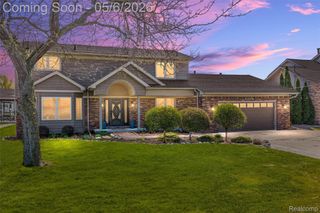 38846 Venetian Drive, Harrison Charter Township, MI 48045