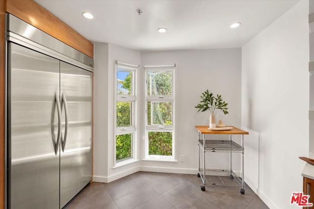 3002 3rd Street 304, Santa Monica, CA 90405