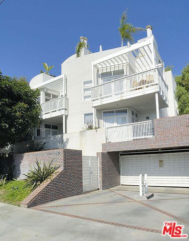 3002 3rd Street 304, Santa Monica, CA 90405