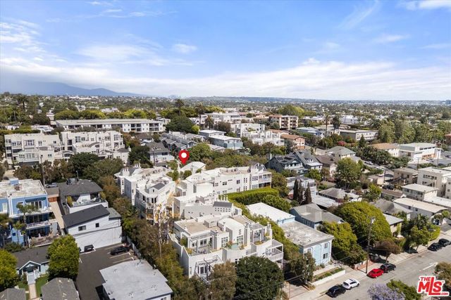 3002 3rd Street 304, Santa Monica, CA 90405