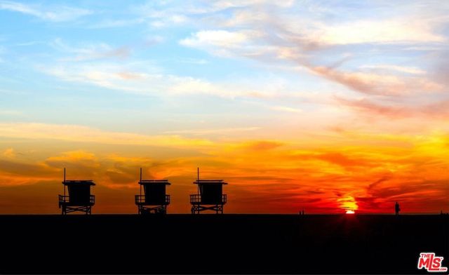 3002 3rd Street 304, Santa Monica, CA 90405