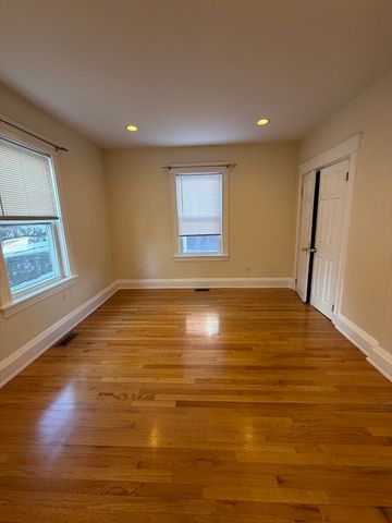 555 Heath 1, Brookline, MA 02467