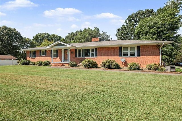 117 Fox Lane, Lexington, NC 27295