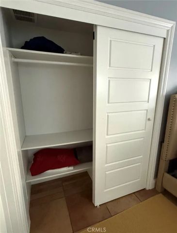 2367 Elden, Costa Mesa, CA 92627