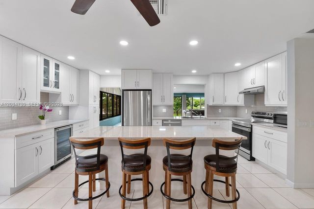 2073 Montpeliar, Weston, FL 33326