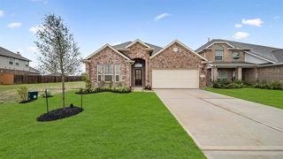 2405 Village Azalea Drive, Texas City, TX 77568