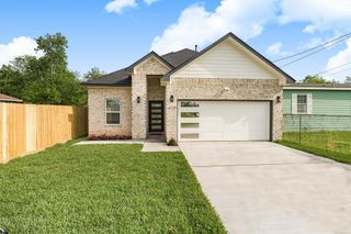 8125 Kenton Street, Houston, TX 77028