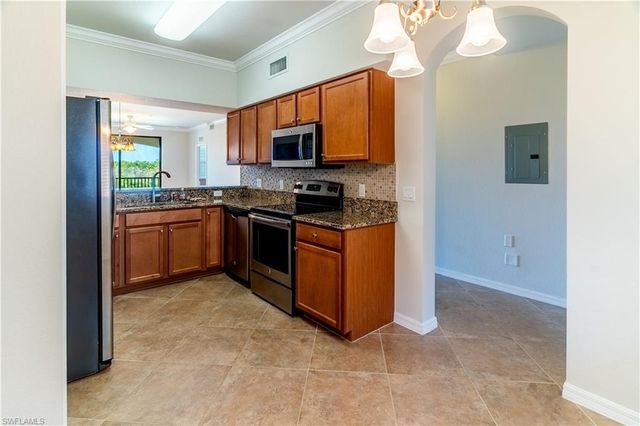 9815 Giaveno CT 1234, Naples, FL 34113