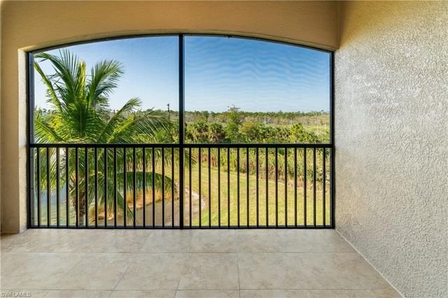9815 Giaveno CT 1234, Naples, FL 34113