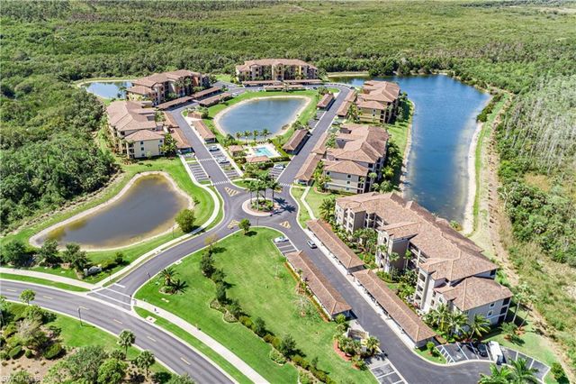 9815 Giaveno CT 1234, Naples, FL 34113