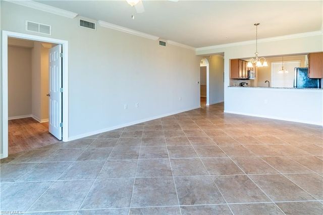 9815 Giaveno CT 1234, Naples, FL 34113