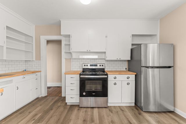 104 N Farr Rd, Spokane Valley, WA 99206