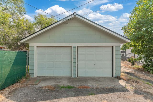104 N Farr Rd, Spokane Valley, WA 99206