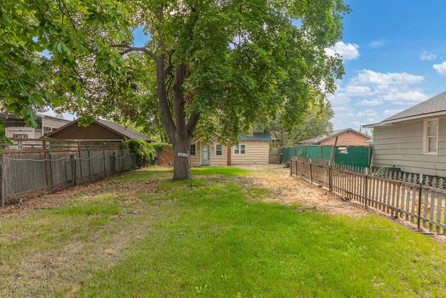 104 N Farr Rd, Spokane Valley, WA 99206