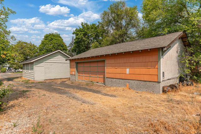 104 N Farr Rd, Spokane Valley, WA 99206