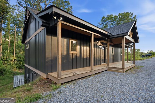 782 High Summit Drive, Talking Rock, GA 30175