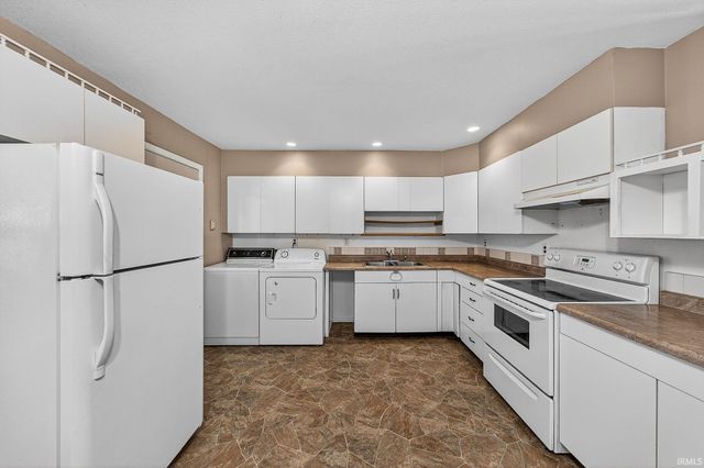 56611 Miller Drive, Elkhart, IN 46516