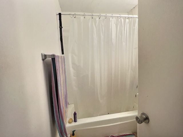 1027 Commonwealth Ave 17, Boston, MA 02215