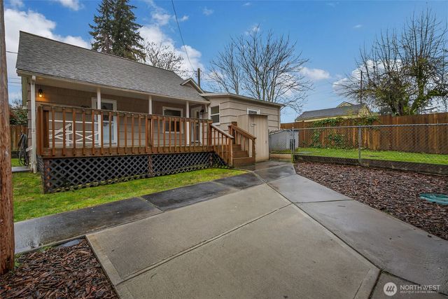 1008 -1008B S Huson Street, Tacoma, WA 98405