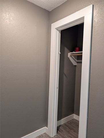 6709 Ridgecrest Court, Fort Worth, TX 76133