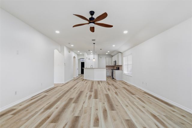 10709 Nantucket Drive, Rowlett, TX 75089