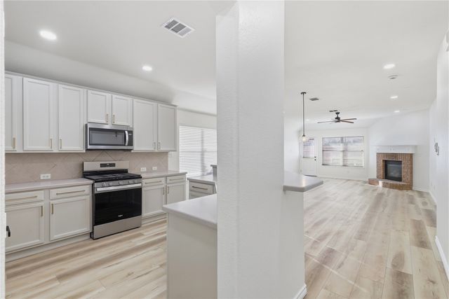 10709 Nantucket Drive, Rowlett, TX 75089