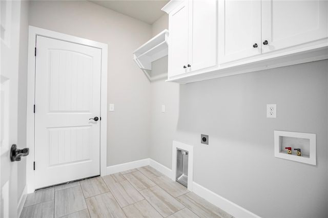 2 Hebrides Circle, Bella Vista, AR 72715