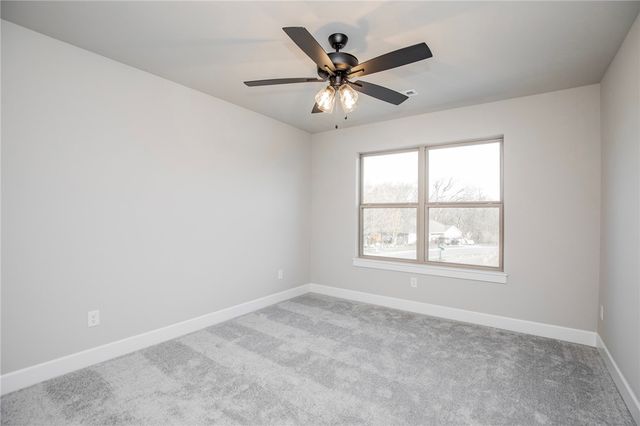 2 Hebrides Circle, Bella Vista, AR 72715