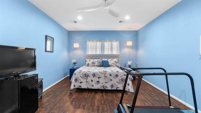 14422 Lakeside Terrace Drive, Houston, TX 77044