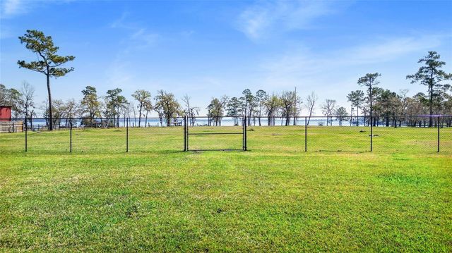 14422 Lakeside Terrace Drive, Houston, TX 77044