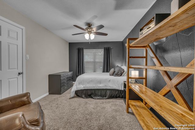10202 Aurora Fld, San Antonio, TX 78245