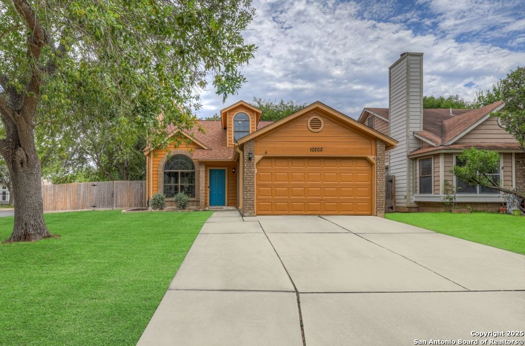 10202 Aurora Fld, San Antonio, TX 78245